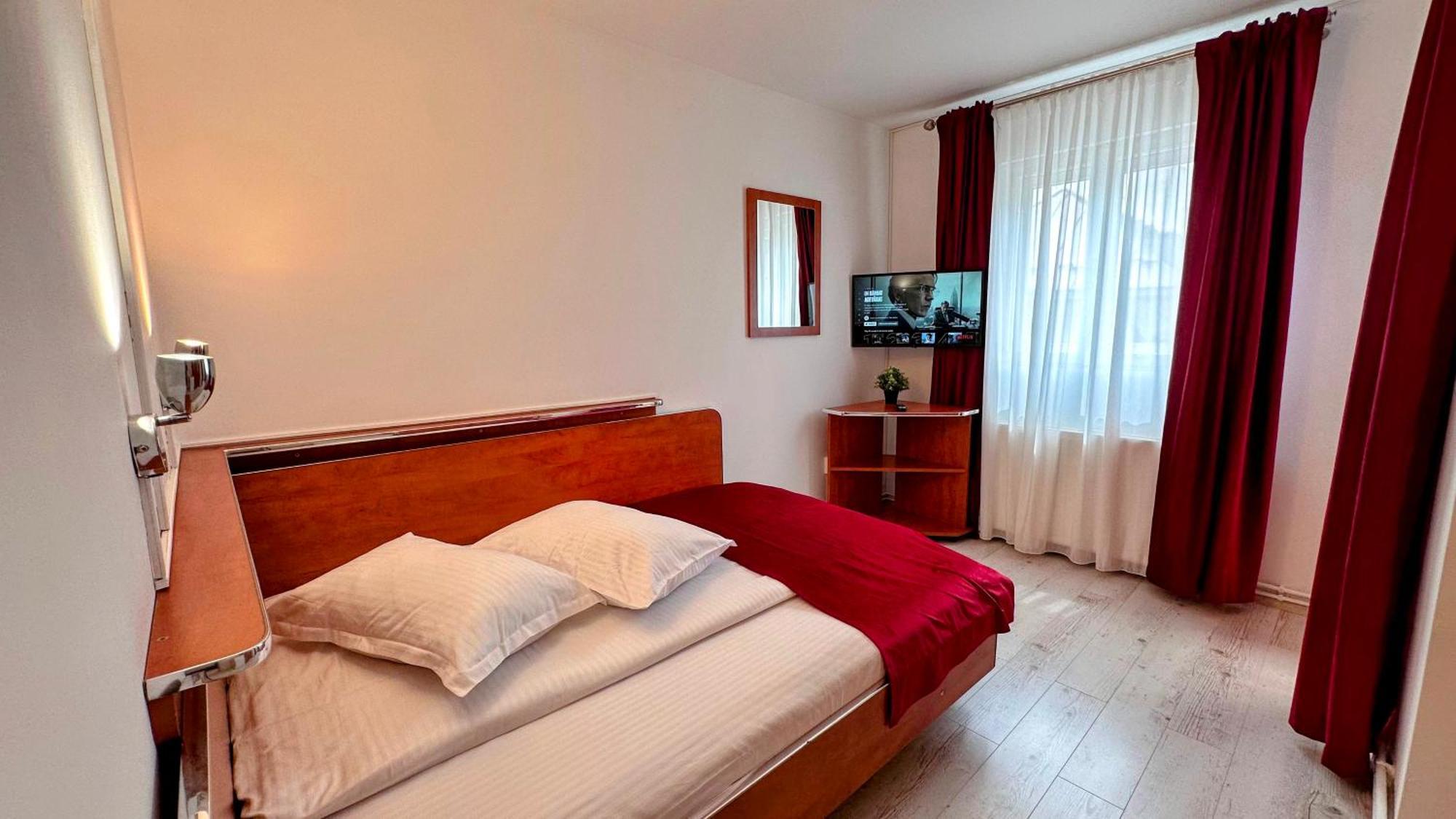 Hotel Valea Alba View - Self Check-In Buşteni Exterior foto