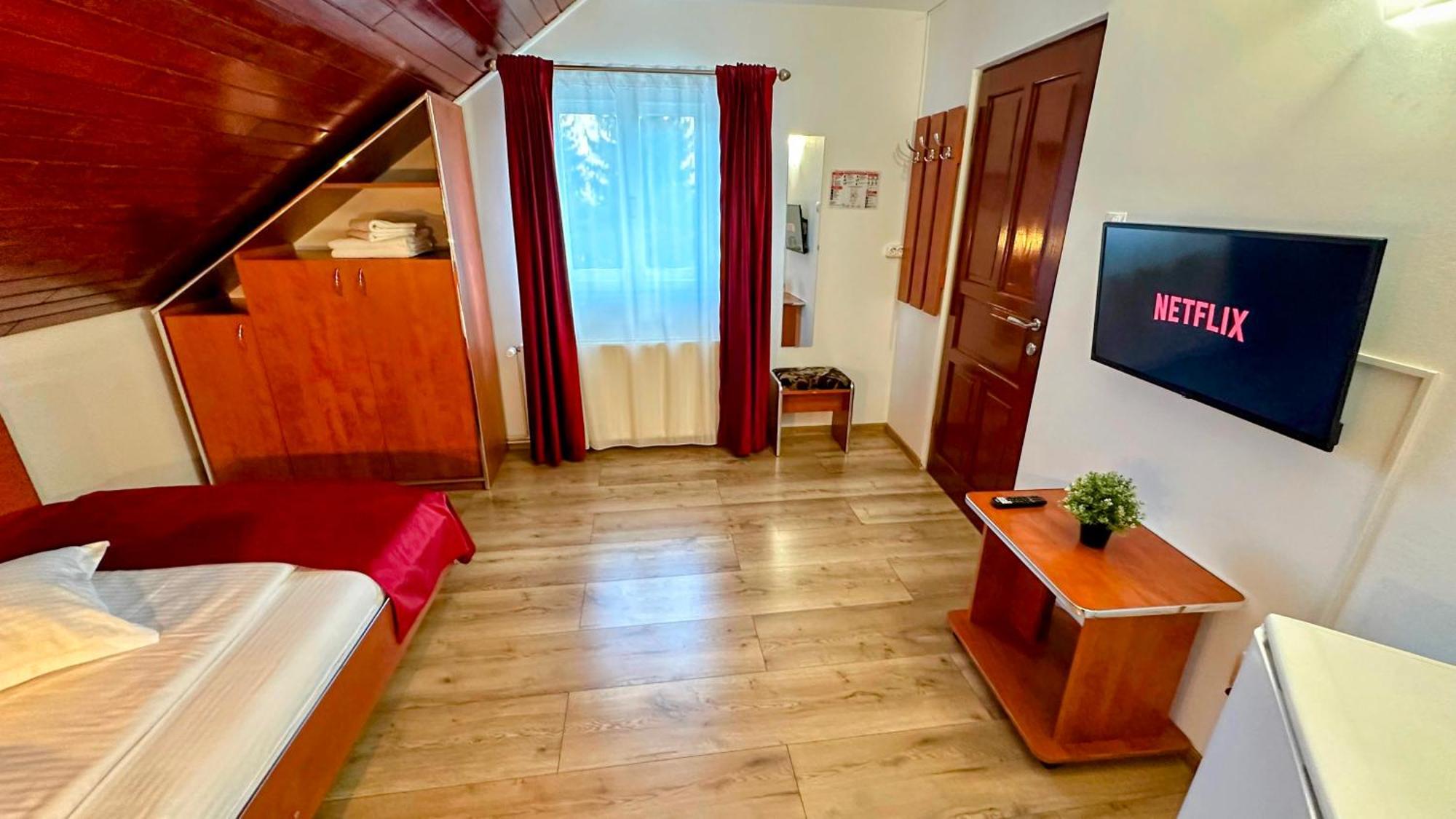 Hotel Valea Alba View - Self Check-In Buşteni Exterior foto