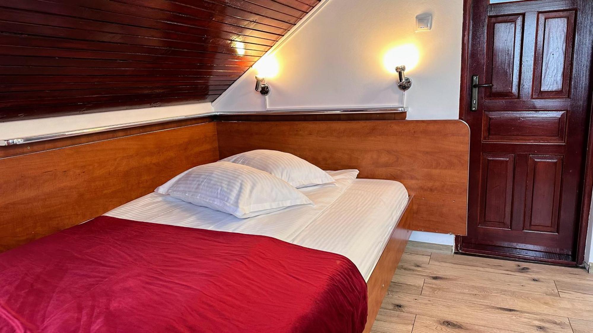 Hotel Valea Alba View - Self Check-In Buşteni Exterior foto
