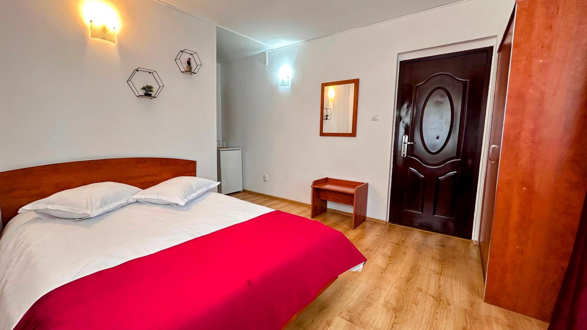 Hotel Valea Alba View - Self Check-In Buşteni Exterior foto